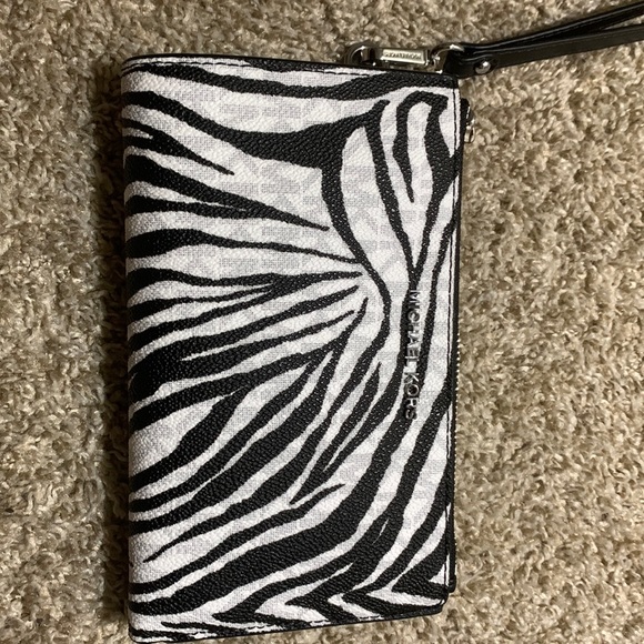 Zebra print Michael kora wallet - Picture 1 of 2